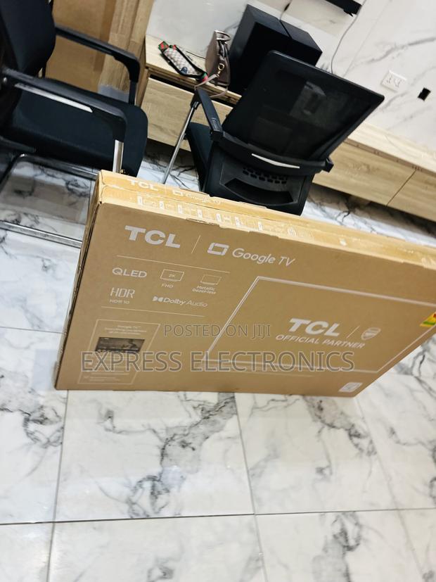 50”Lqed FHD Smart TCL · Photo 3