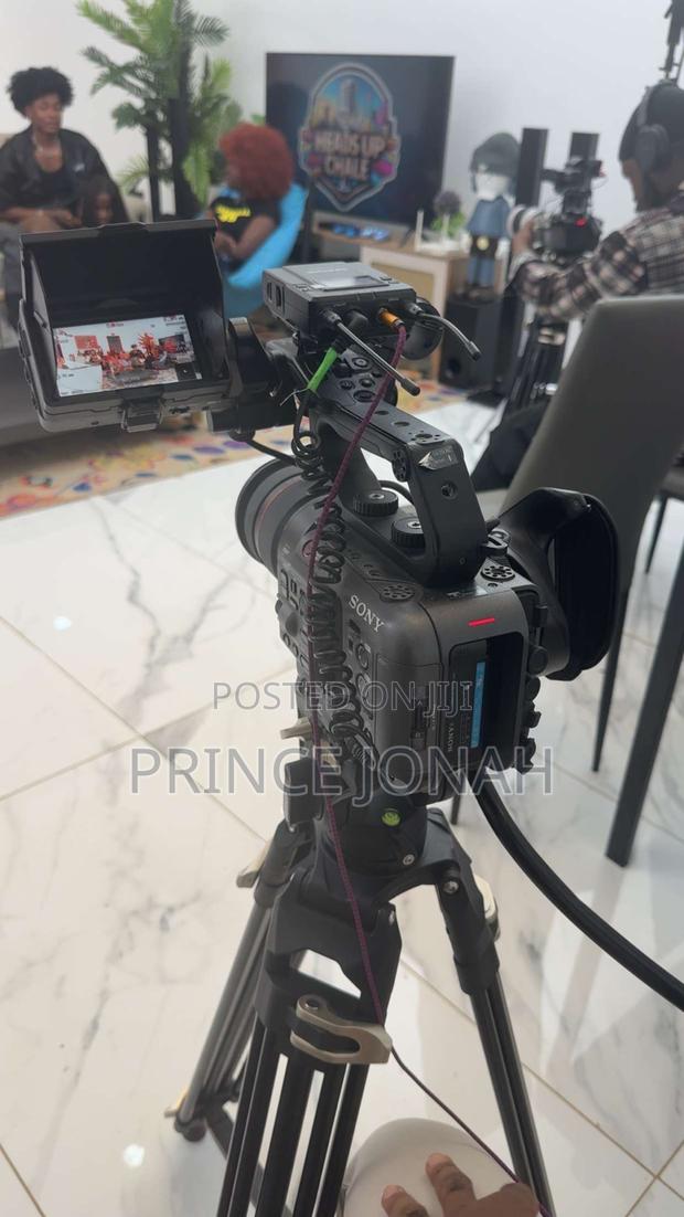 Rent Sony Fx6 Cinema Line Camera Accra Ghana · Photo 4