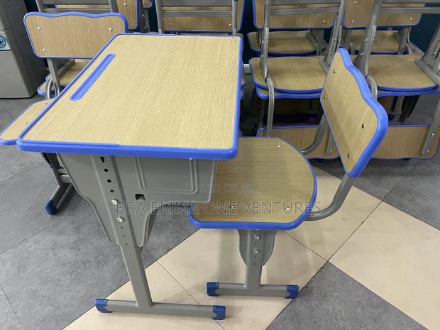 Brand New Adjustable Students Desks · Photo 3