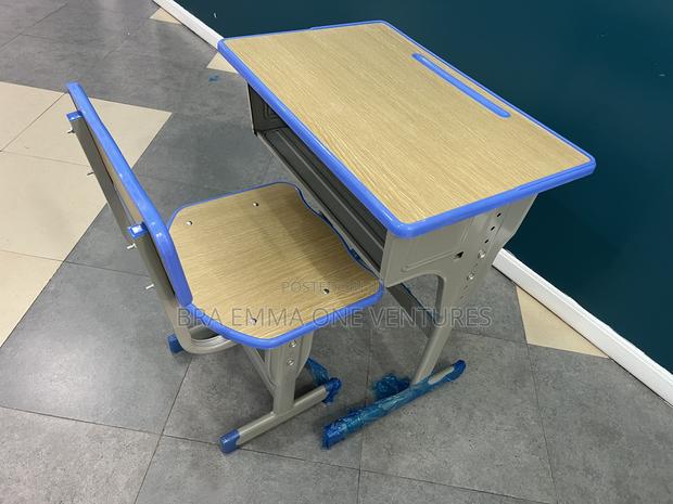 Brand New Adjustable Students Desks · Photo 4