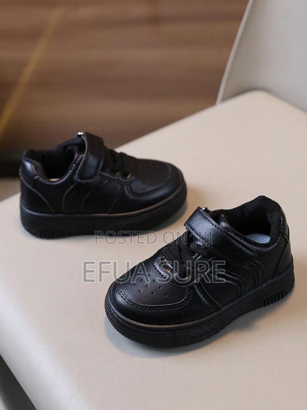 Light Weight and Comfortable Shoes for Boys