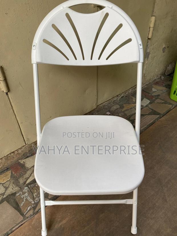 Fun Back Chair · Photo 2