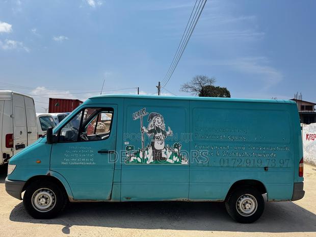 Mercedes-Benz Sprinter 2005 Green