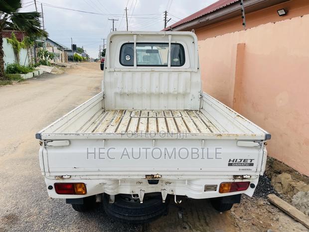 Daihatsu Hijet 2009 White photo 3