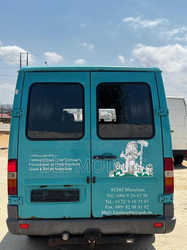 Mercedes-Benz Sprinter 2005 Green