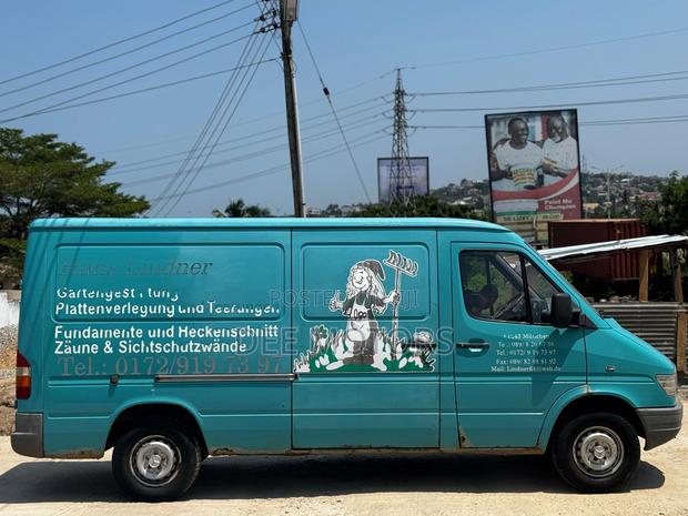 Mercedes-Benz Sprinter 2005 Green