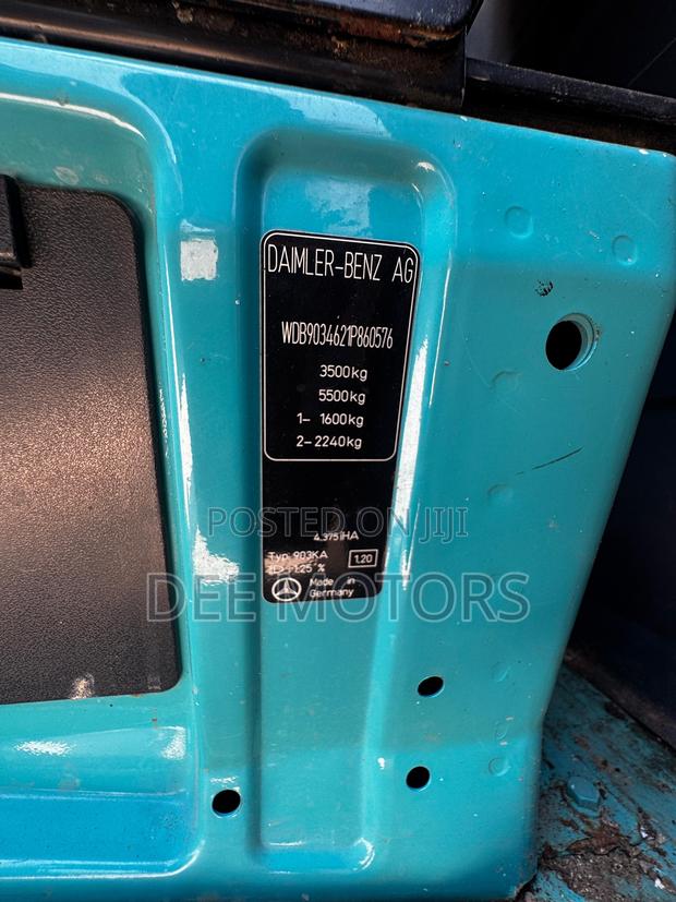 Mercedes-Benz Sprinter 2005 Green