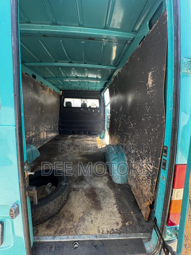 Mercedes-Benz Sprinter 2005 Green