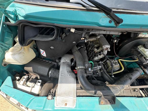 Mercedes-Benz Sprinter 2005 Green