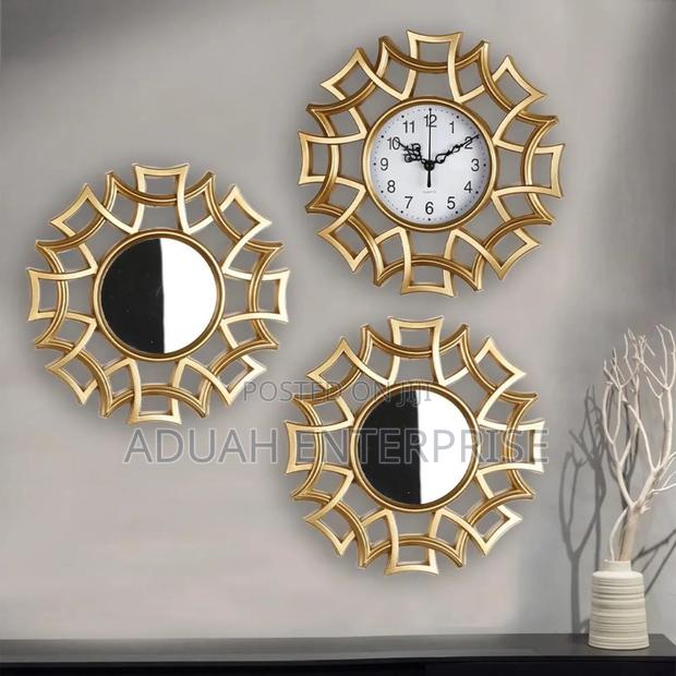 3in 1 Wall Clock With Mirror · Photo 2
