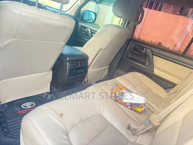 Toyota Land Cruiser 4.5 V8 TD GX-R 2010 Black