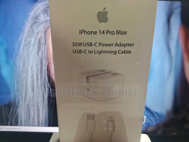 Powerease Fast Charger - iPhone Type C · Photo 1