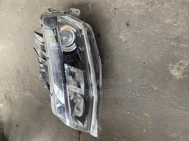 Camaro 2017 Head Light