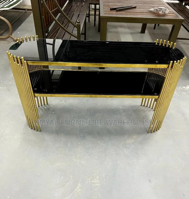 Console Table · Photo 4
