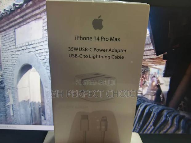Voltcharge iPhone Type C Fast Charger · Photo 2