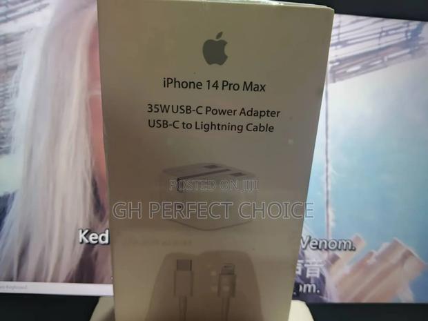 Chargemaster Pro iPhone Type C Fast Charger · Photo 2