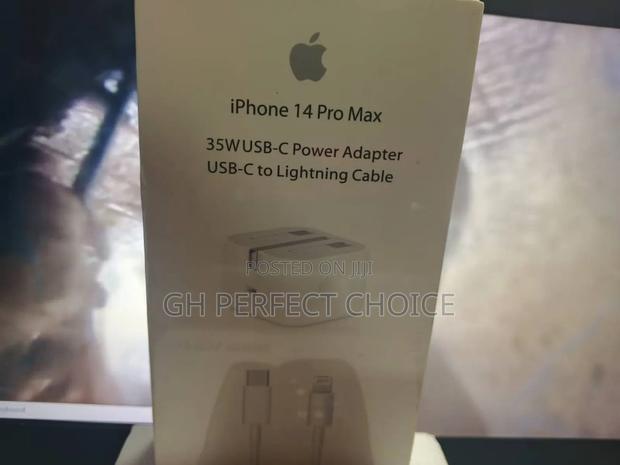 Amtek iPhone Type C Fast Charger · Photo 1