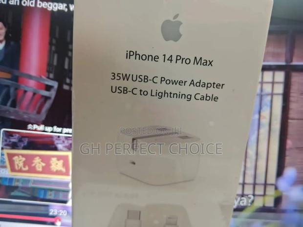 Chargezone Fast iPhone Type C Charger · Photo 1