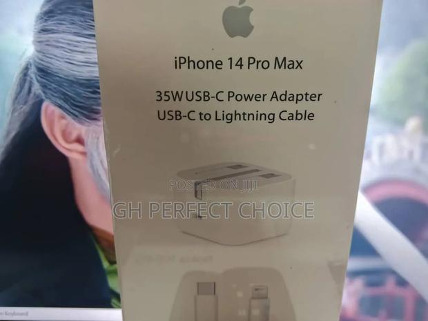 Chargezone Fast iPhone Type C Charger · Photo 2