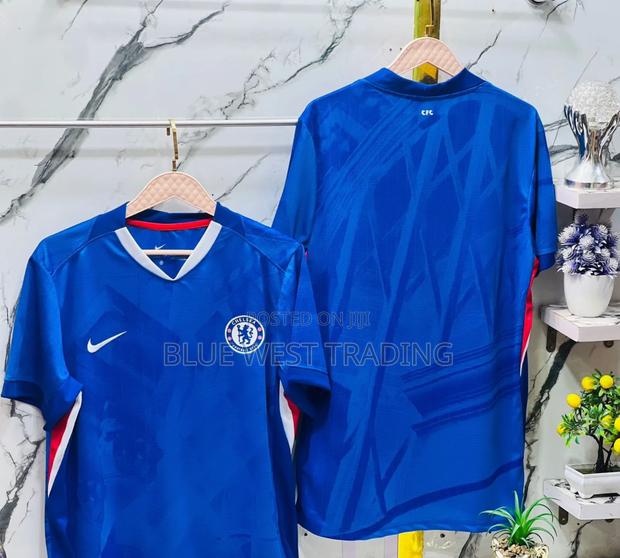 Chelsea 2025/2026 Home Jersey · Photo 4