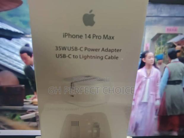 Powerpulse Fast iPhone Type C Charger · Photo 1