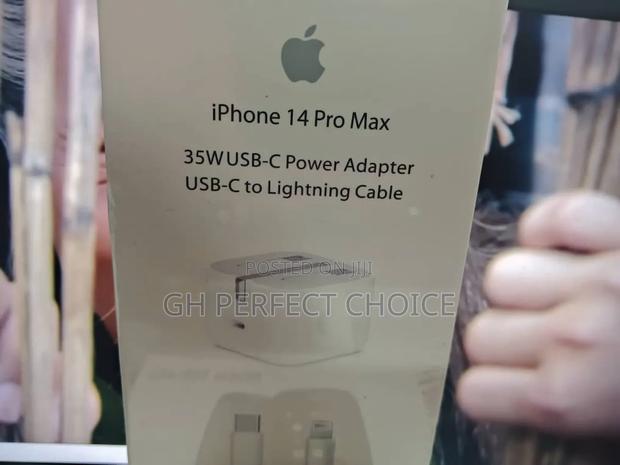 Powerpulse Fast iPhone Type C Charger · Photo 2