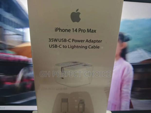 Fastcharge+ iPhone Type C Charger · Photo 2