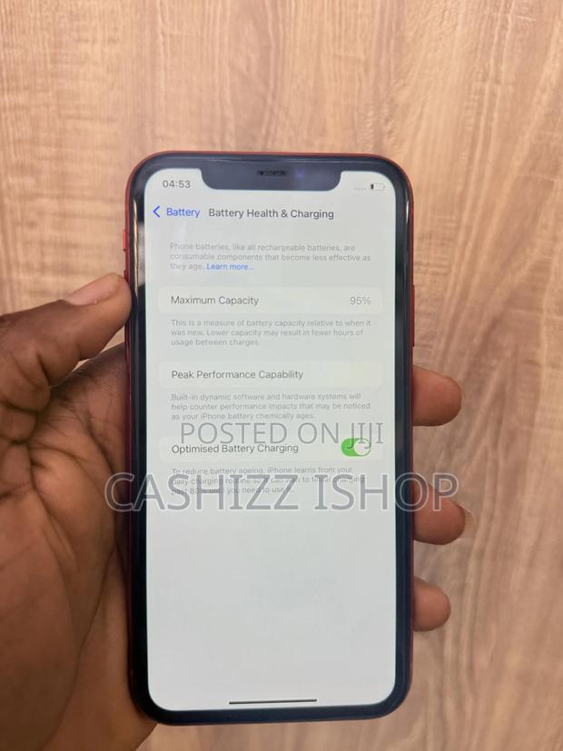Apple iPhone 11 128 GB Red photo 7
