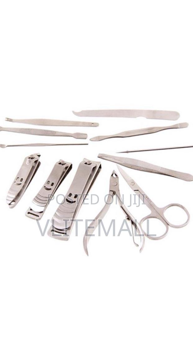 12pc Manicure Pedicure Care Set · Photo 4