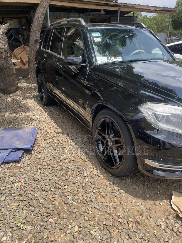 Mercedes-Benz GLK-Class 2013 Black photo 2