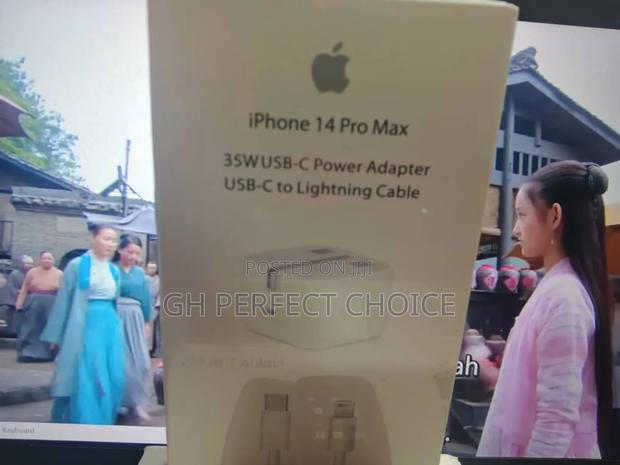Powerpro Max iPhone Type C Charger · Photo 1