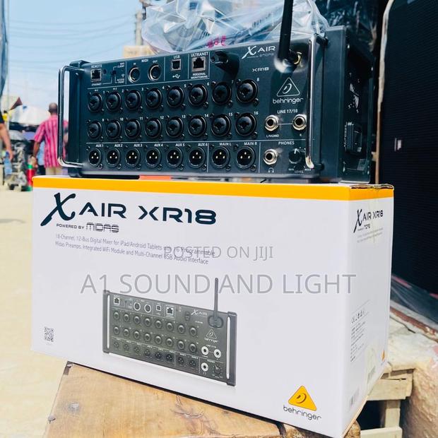 Behringer Xr18 Wireless Digital Mixer · Photo 4