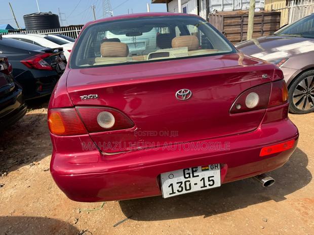 Toyota Corolla Sedan 2001 Red