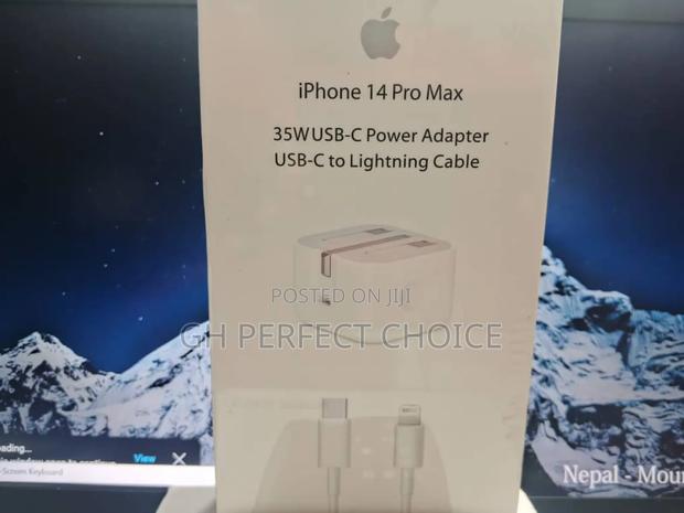 Turbopower iPhone Type C Fast Charger · Photo 1