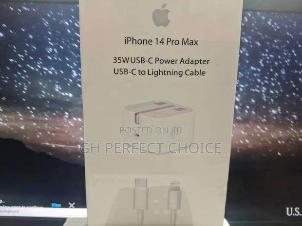 Turbopower Pro Fast Charging iPhone Type C Charger · Photo 1