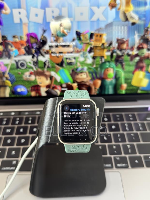 Apple Watch Se 2nd Generation photo 2