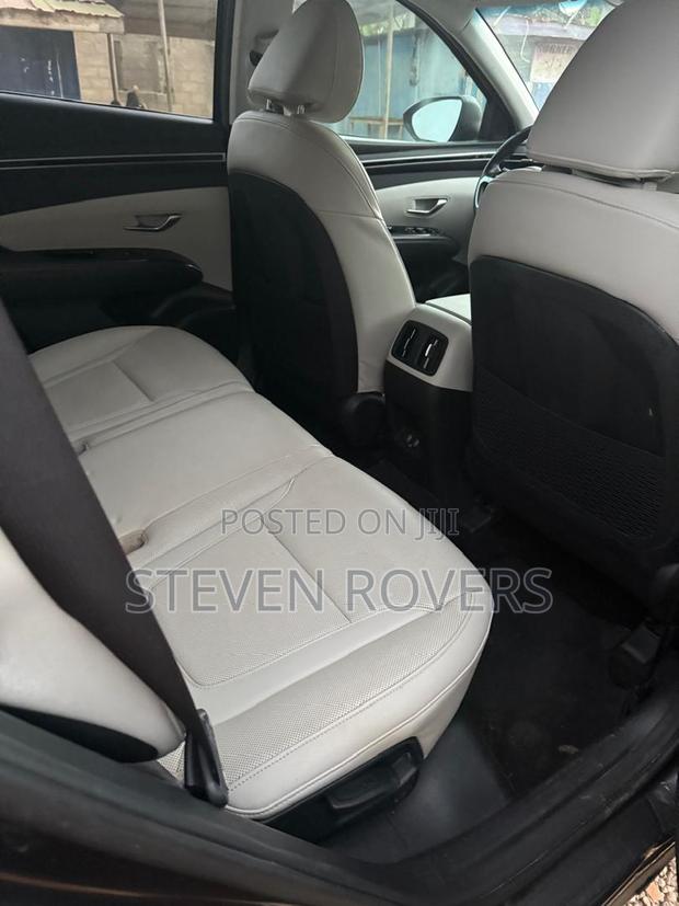 Hyundai Tucson Limited 2023 Gray photo 12