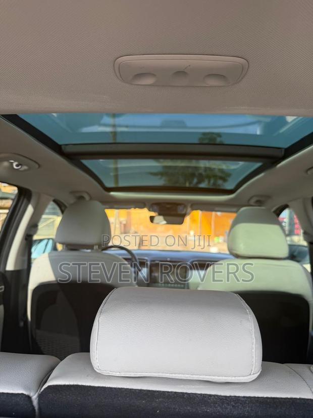 Hyundai Tucson Limited 2023 Gray photo 17