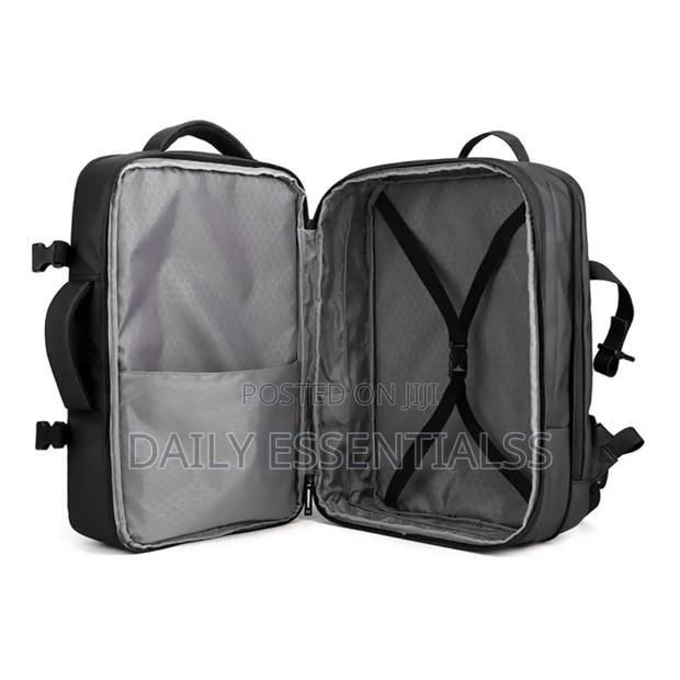 Usb Port Backpack for Work School · Photo 3