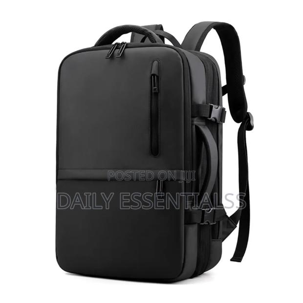 Everyday Power Backpack · Photo 3