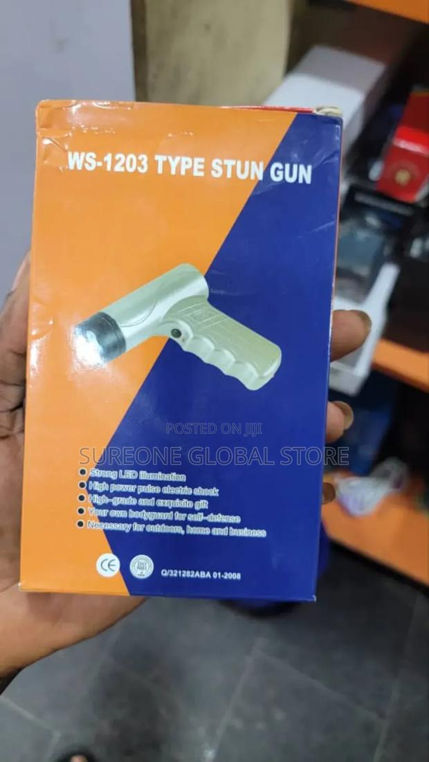 Flashlights With Highe Electric Shecker for Self-Defense