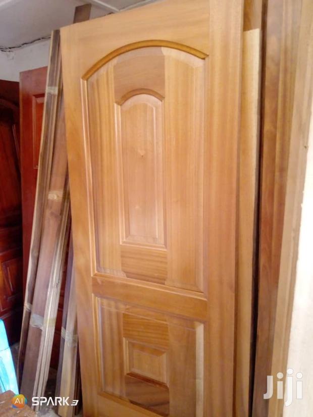 Wooden Doors · Photo 2