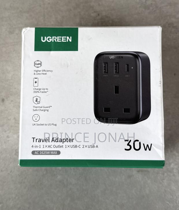 Ugreen Travel Adapter - Usa to Uk With 2 Usb and Type C · Photo 4