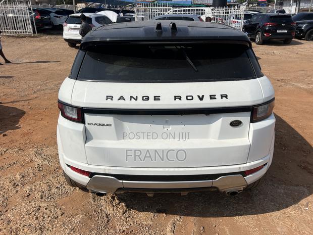 Land Rover Range Rover Evoque HSE Dynamic 4x4 5-Door 2018 White