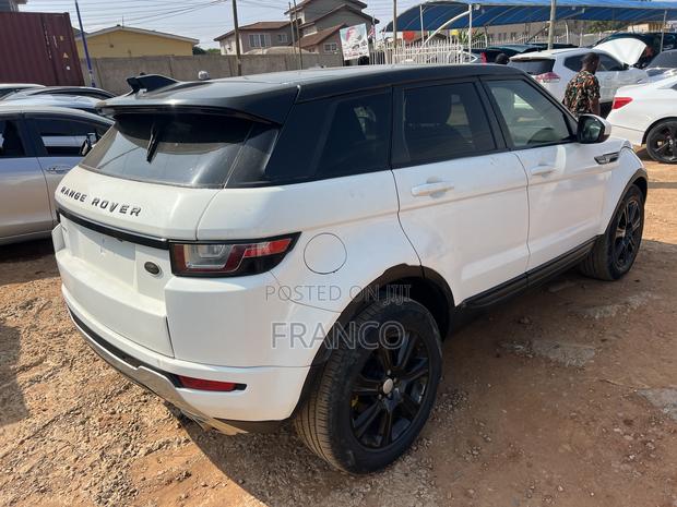 Land Rover Range Rover Evoque HSE Dynamic 4x4 5-Door 2018 White