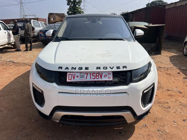 Land Rover Range Rover Evoque HSE Dynamic 4x4 5-Door 2018 White