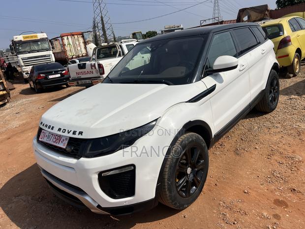 Land Rover Range Rover Evoque HSE Dynamic 4x4 5-Door 2018 White