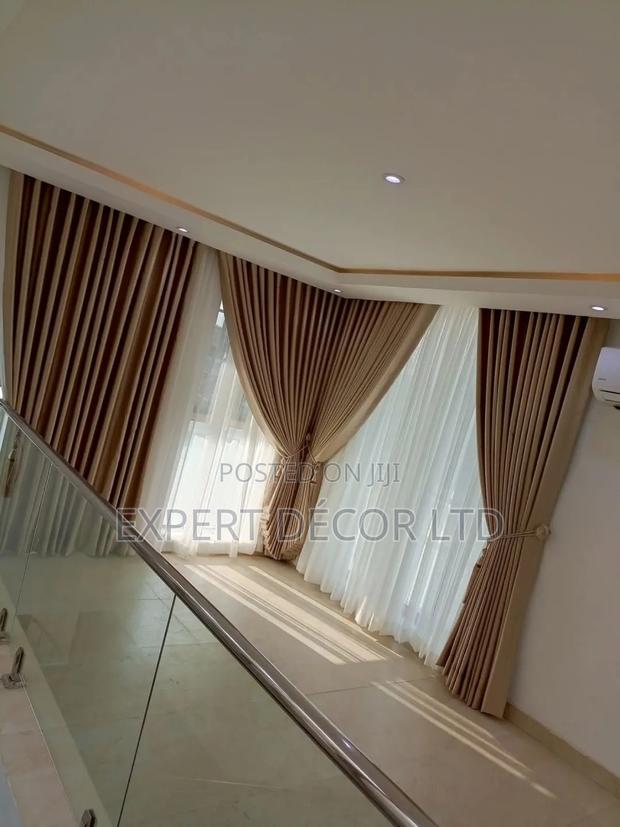 When You Need Classic Curtains and Window Blinds photo 3