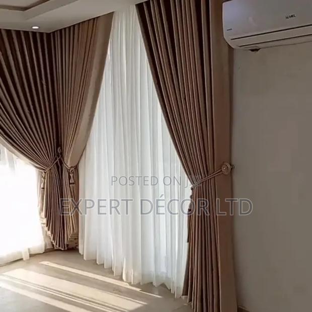 When You Need Classic Curtains and Window Blinds photo 6