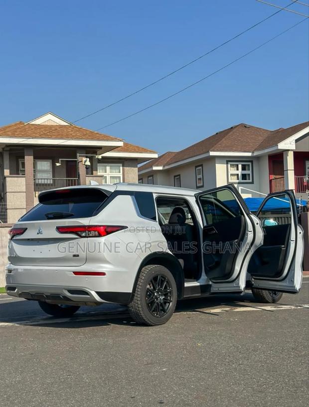 Mitsubishi Outlander Sport SE Special Edition 2022 White